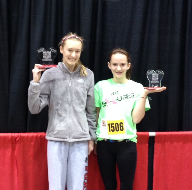 Emily Berge and Emily Titus Finish 1-2 at the Warm Your Heart Indoor 5K in Chicago
