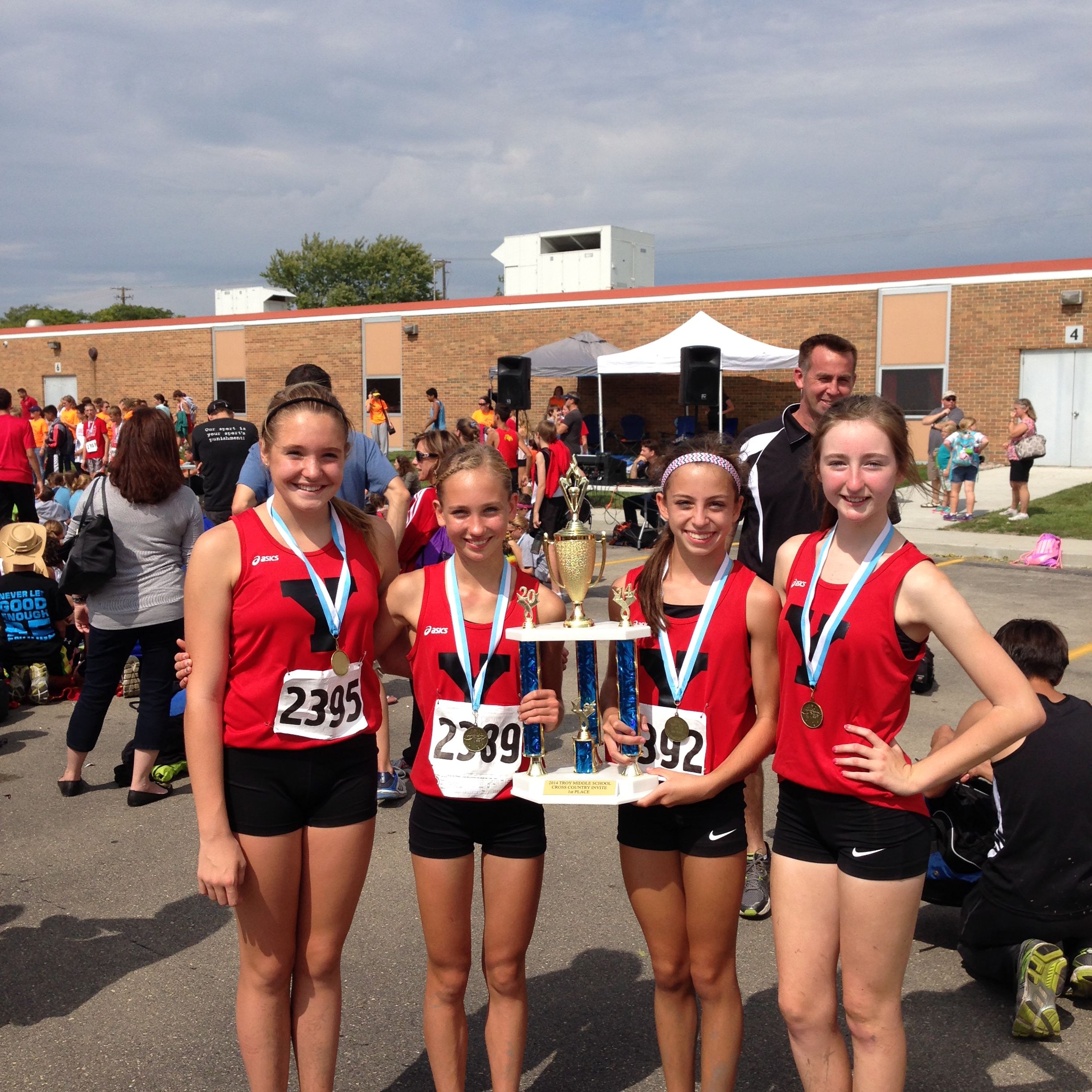 Yorkville Middle School Cross Country - 2014 Troy Invite 8th Grade Girls Champs